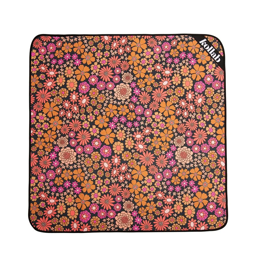 Flower Power Picnicware